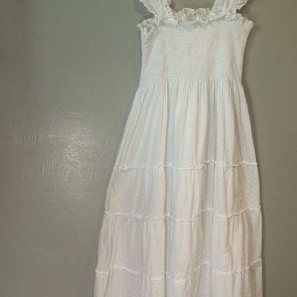Hill House Dresses & Skirts - Hill House White Swiss Dot Midi Nap  Dress
